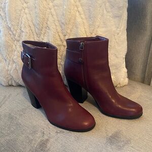Isaac Mizrahi Dark burgundy Ankle Boots